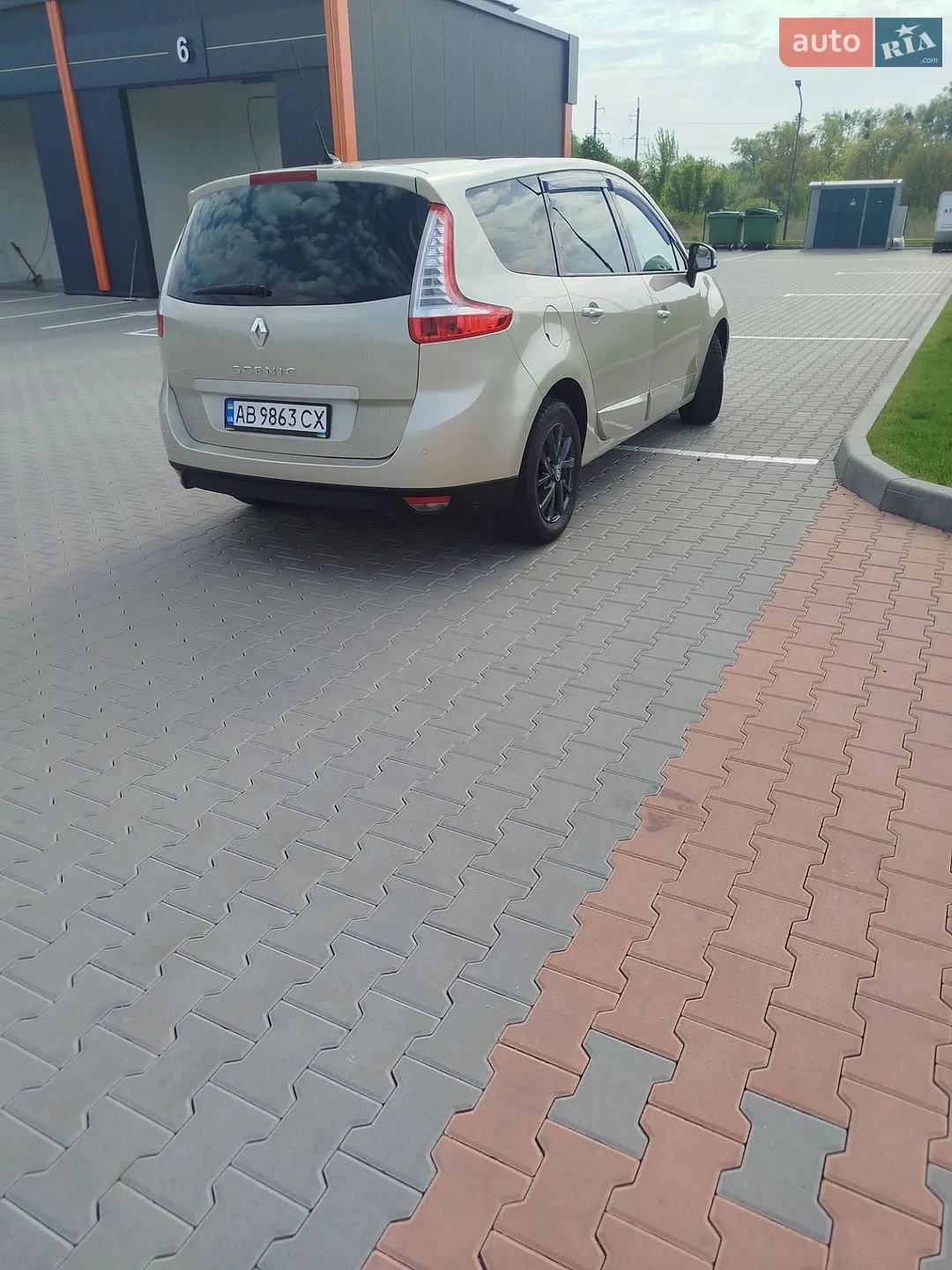 2011 Renault Scenic - мініатюра 16