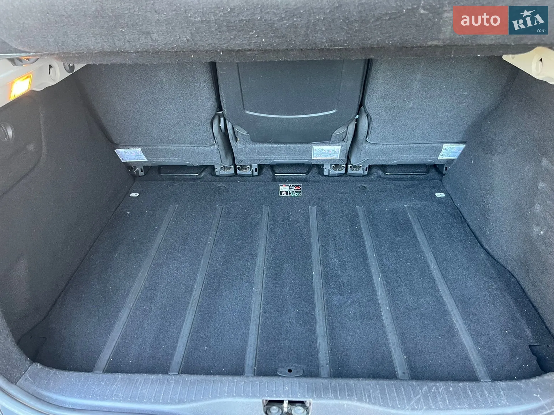 2010 Renault Scenic - мініатюра 48