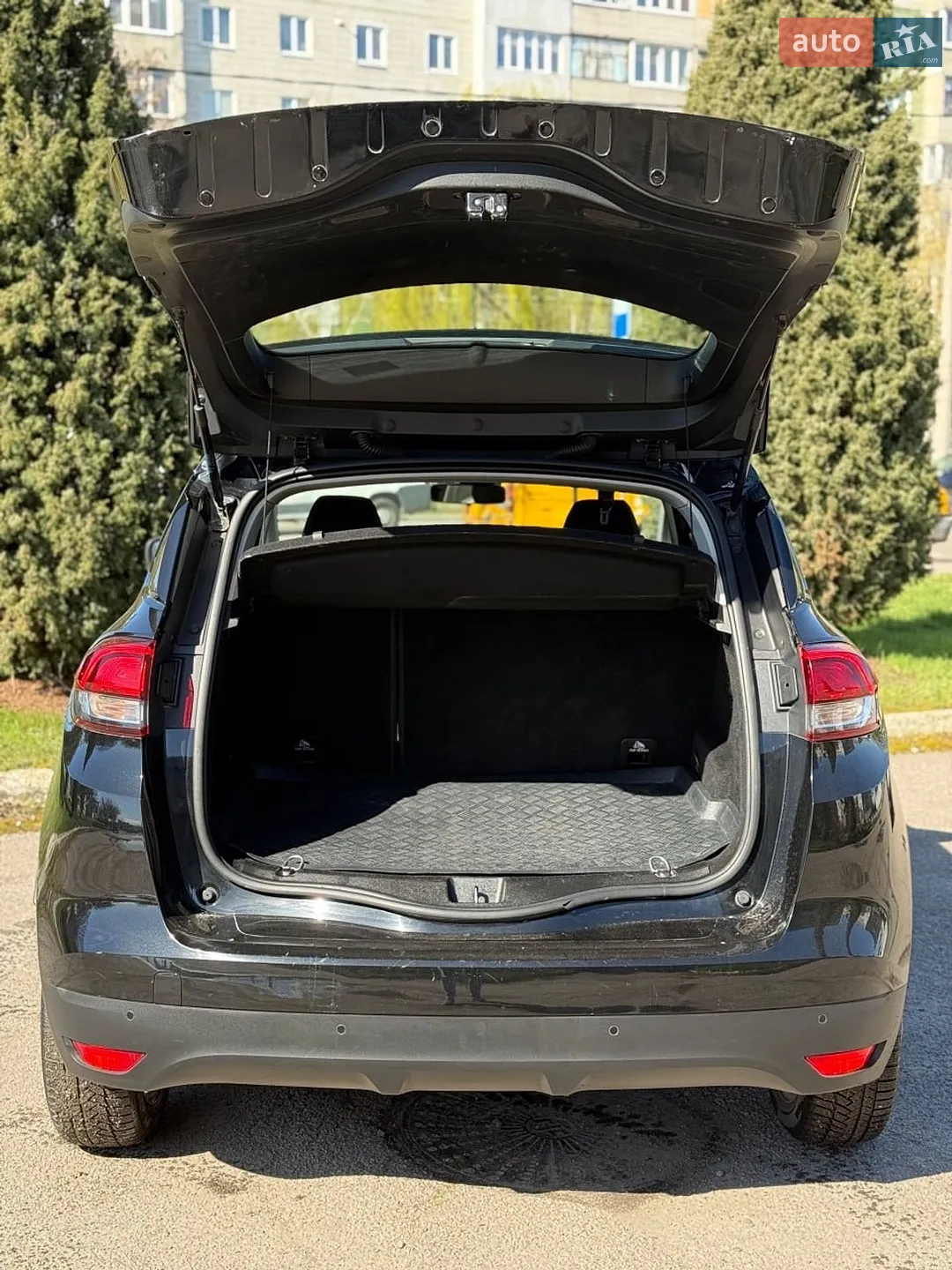 2017 Renault Scenic - мініатюра 11