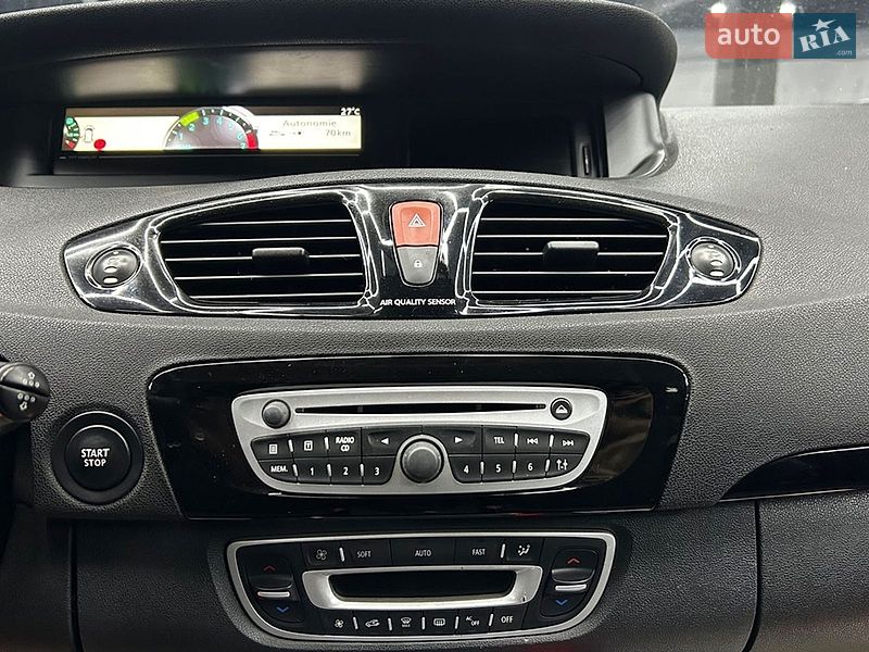 Минивэн Renault Scenic 2011 в Черновцах