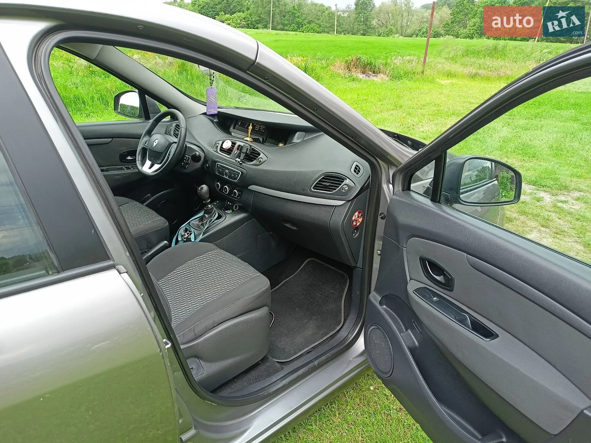 2011 Renault Scenic - мініатюра 17