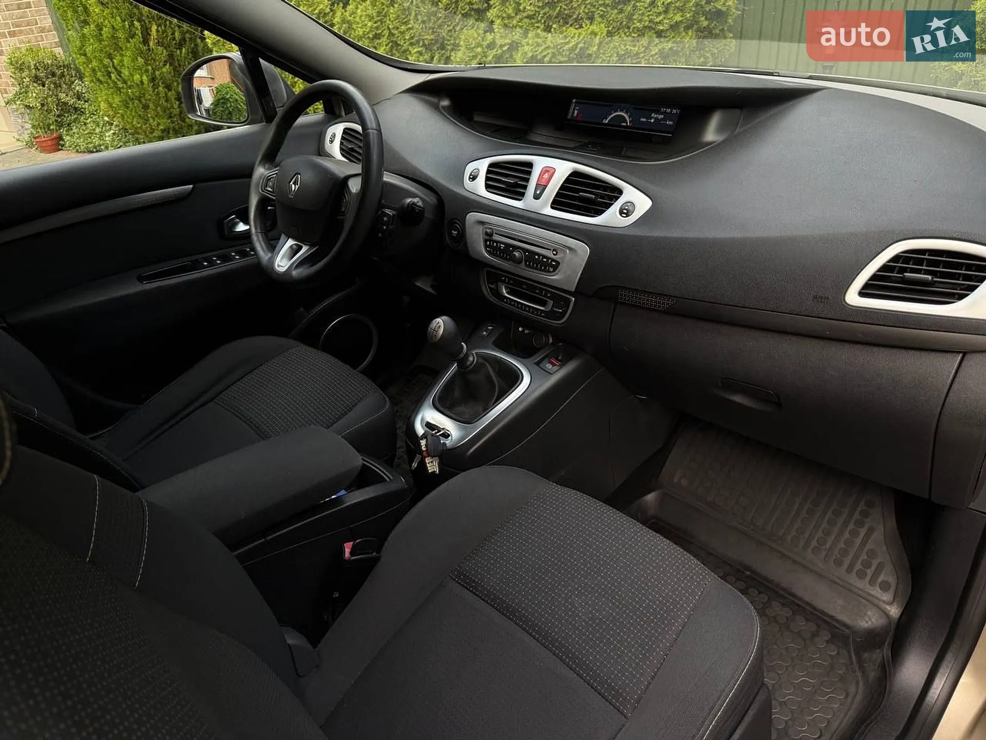 2010 Renault Scenic - мініатюра 30