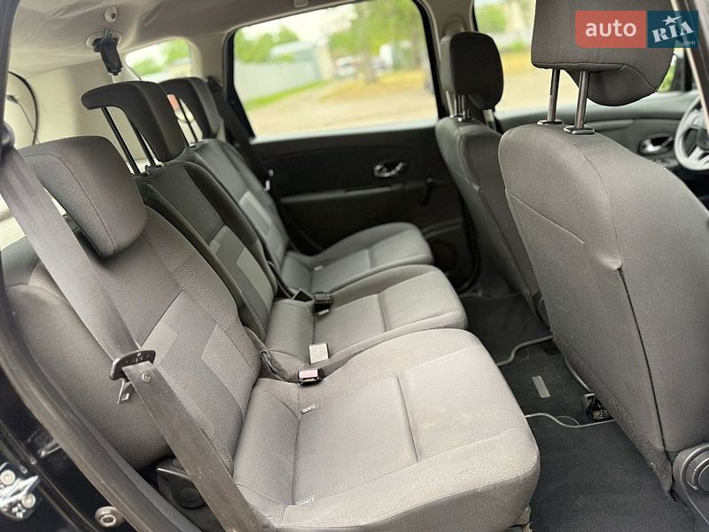 Минивэн Renault Scenic 2012 в Черновцах