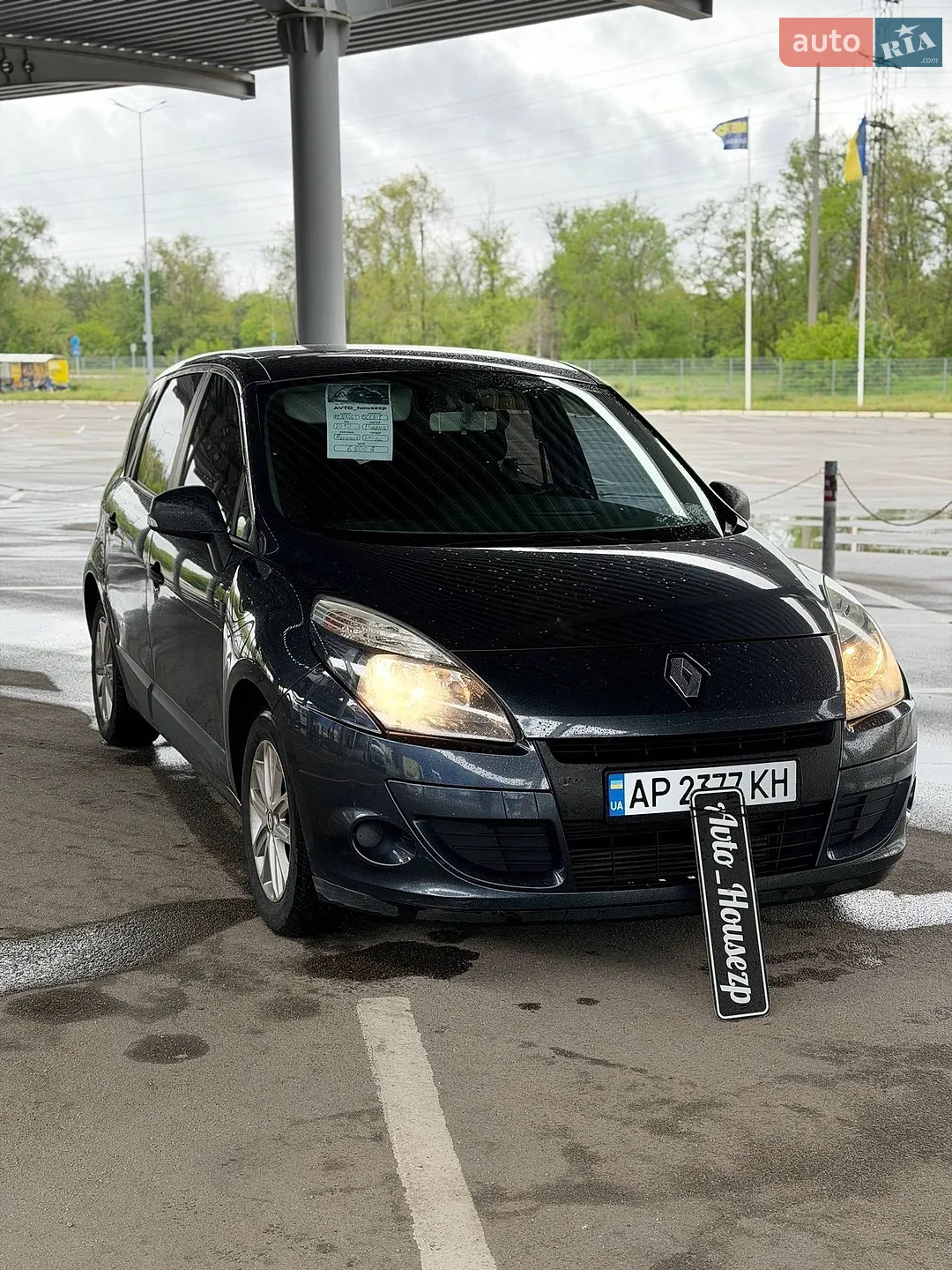2010 Renault Scenic - мініатюра 3