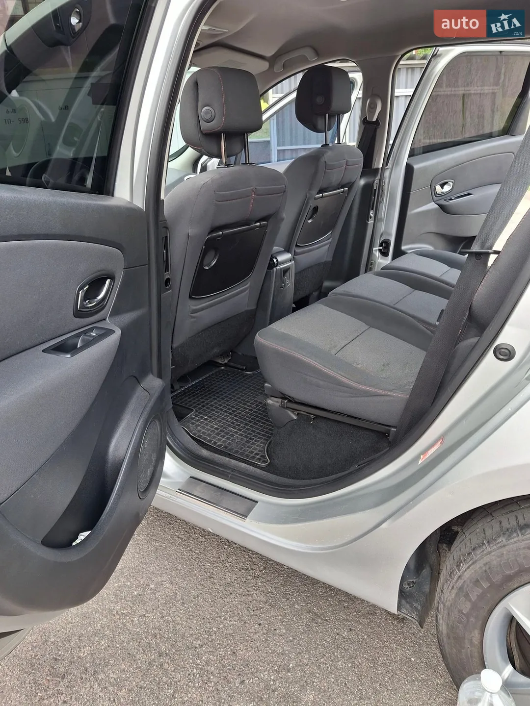 2012 Renault Scenic - мініатюра 10