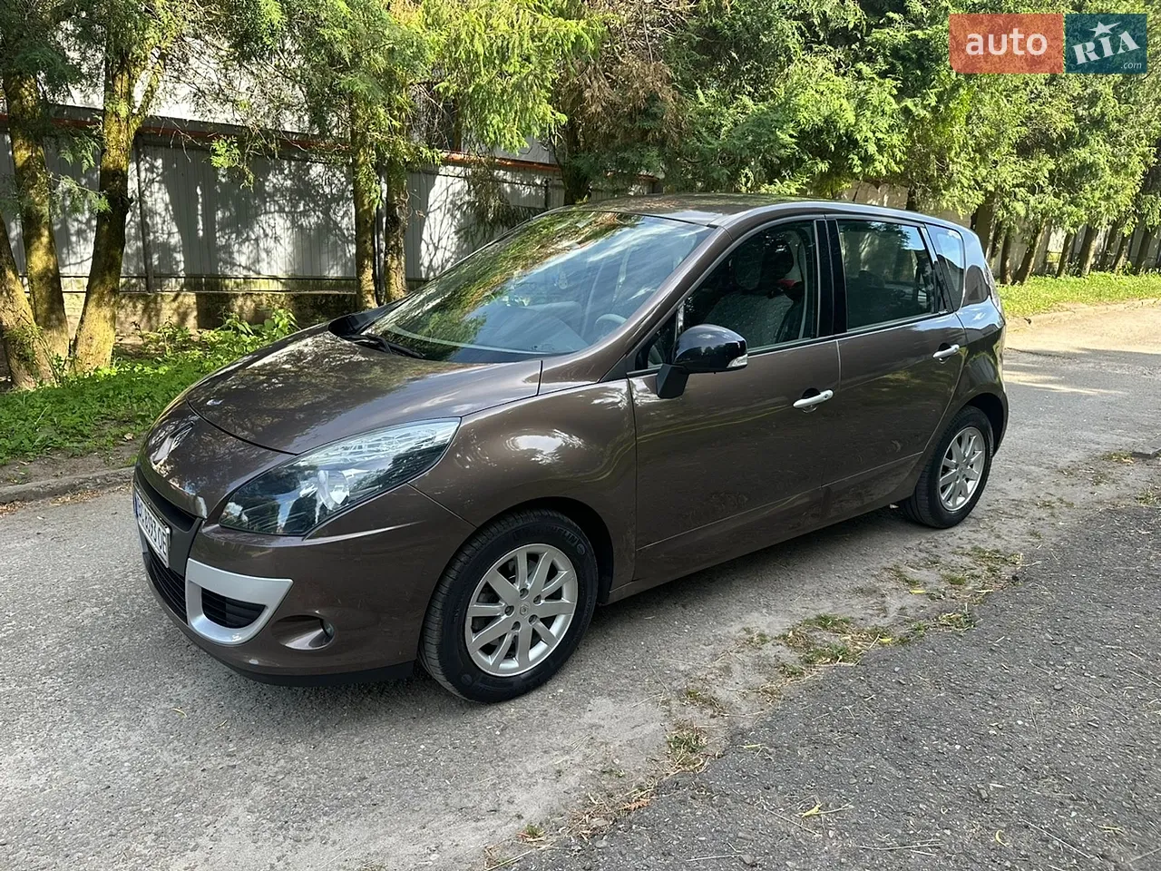 2010 Renault Scenic - мініатюра 19