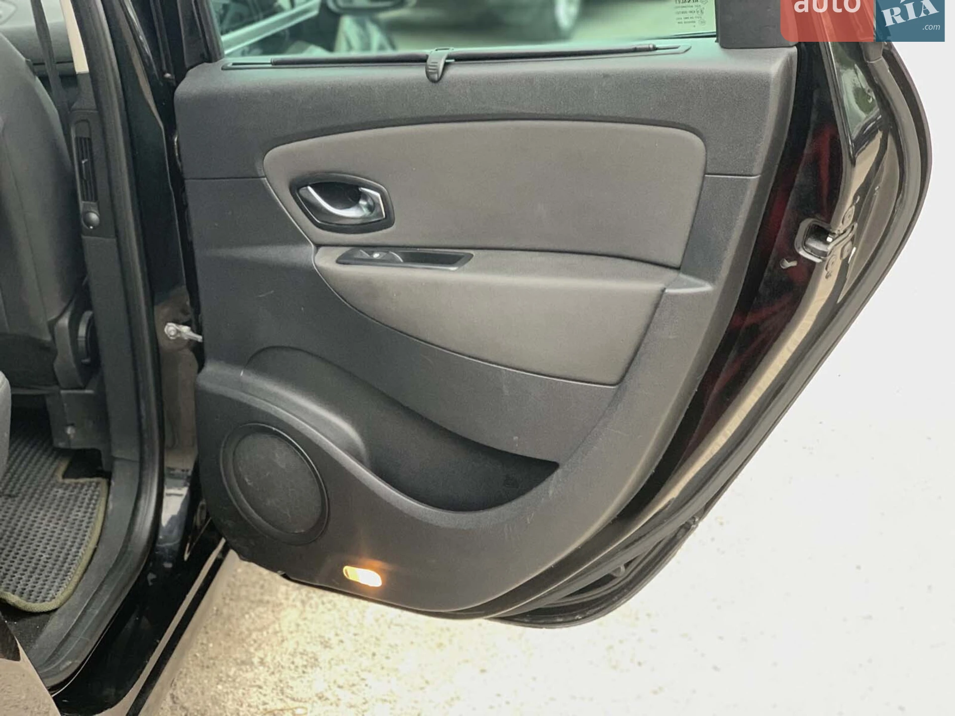 2011 Renault Scenic - мініатюра 26