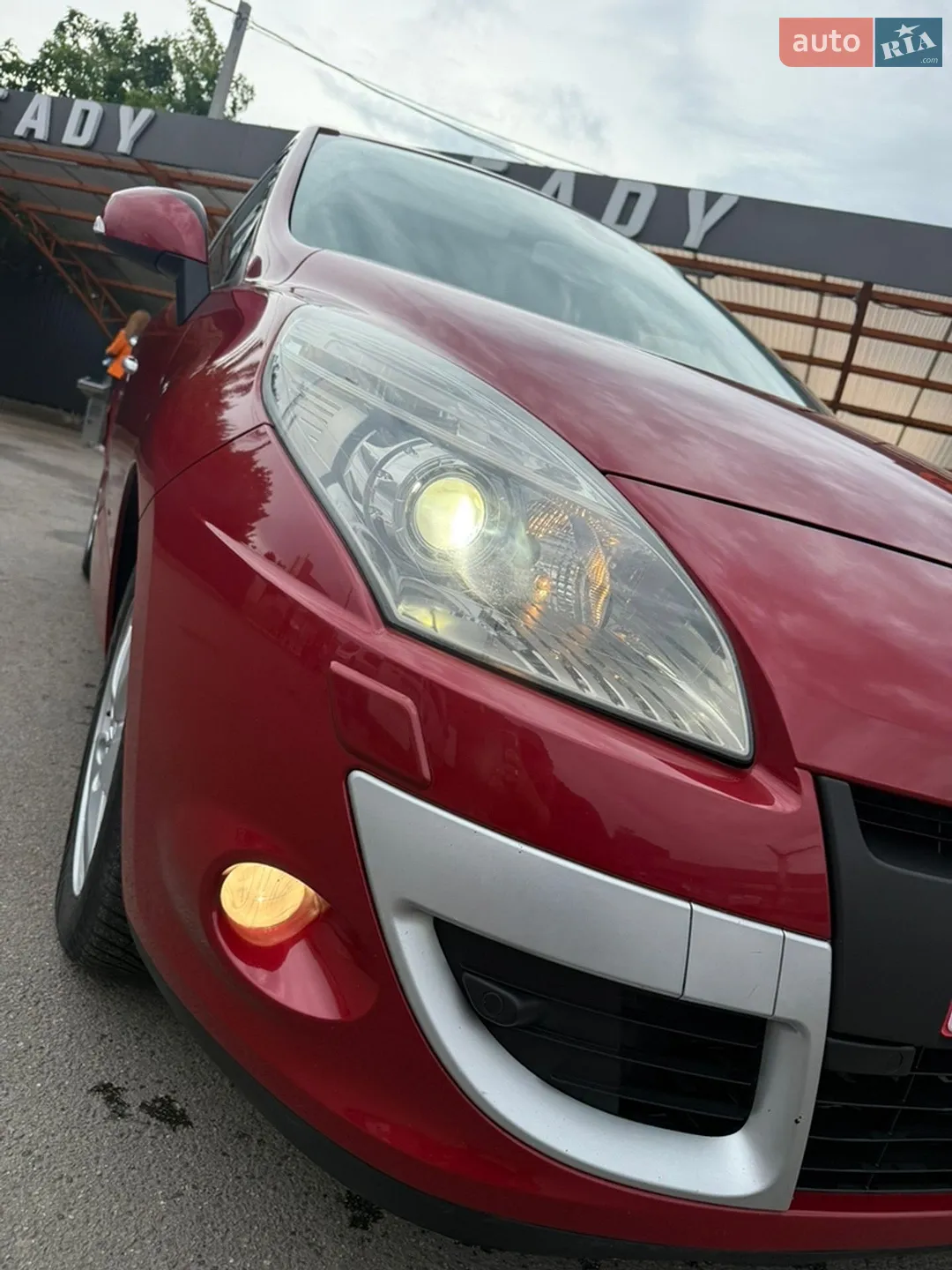2010 Renault Scenic - мініатюра 25