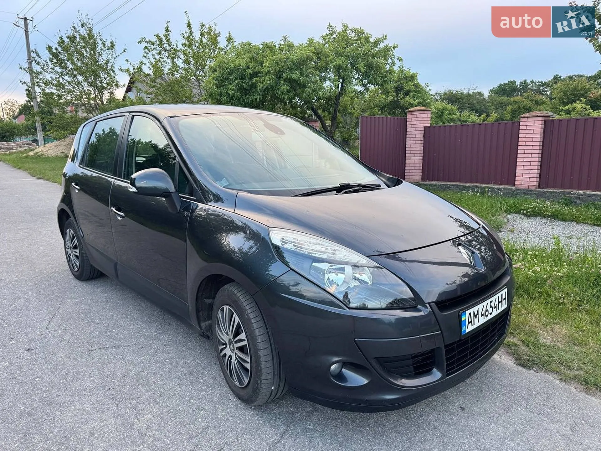 2010 Renault Scenic - мініатюра 2