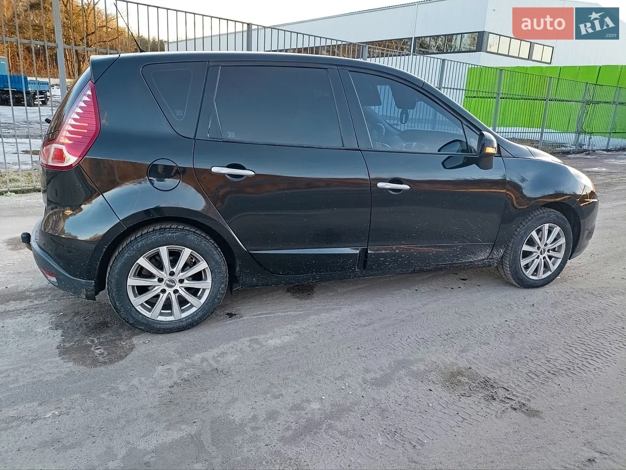 2010 Renault Scenic - мініатюра 19