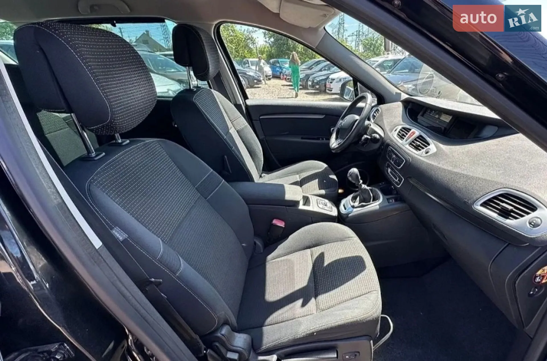 2010 Renault Scenic - мініатюра 17