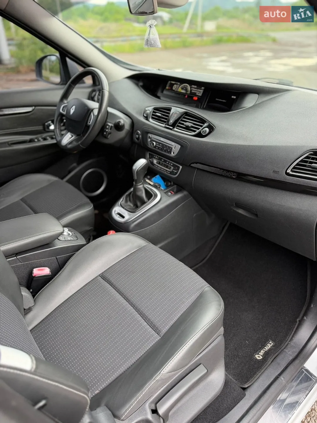 2012 Renault Scenic - мініатюра 16