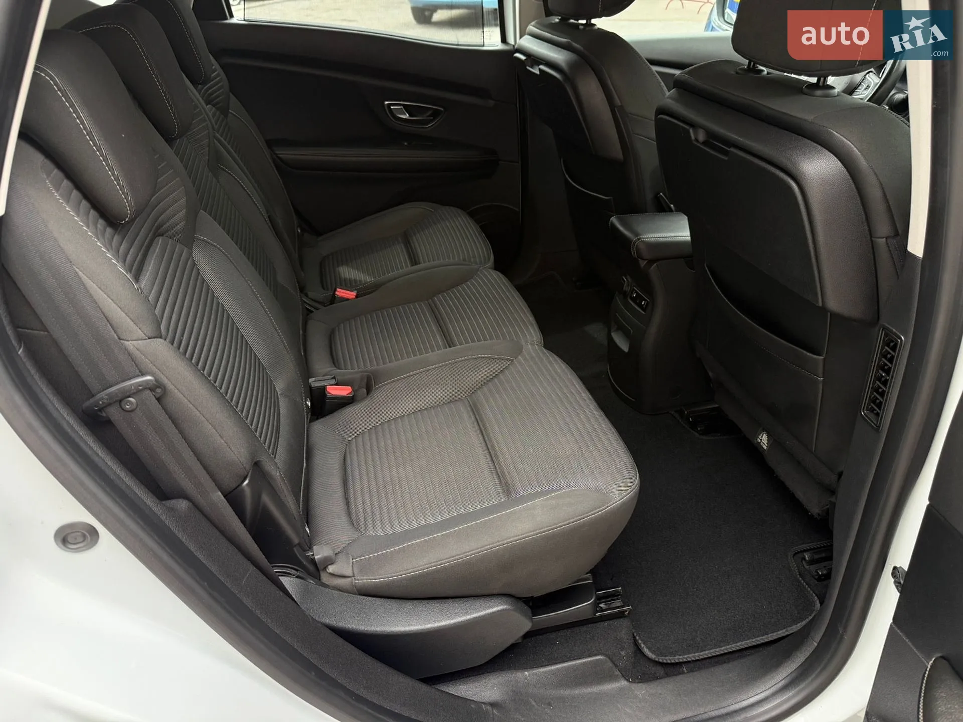 2016 Renault Scenic - мініатюра 37