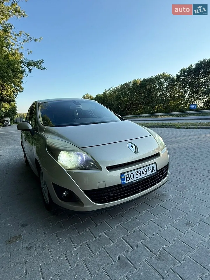 2010 Renault Scenic - мініатюра 11