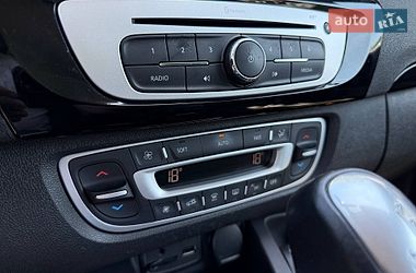 Минивэн Renault Scenic 2015 в Луцке