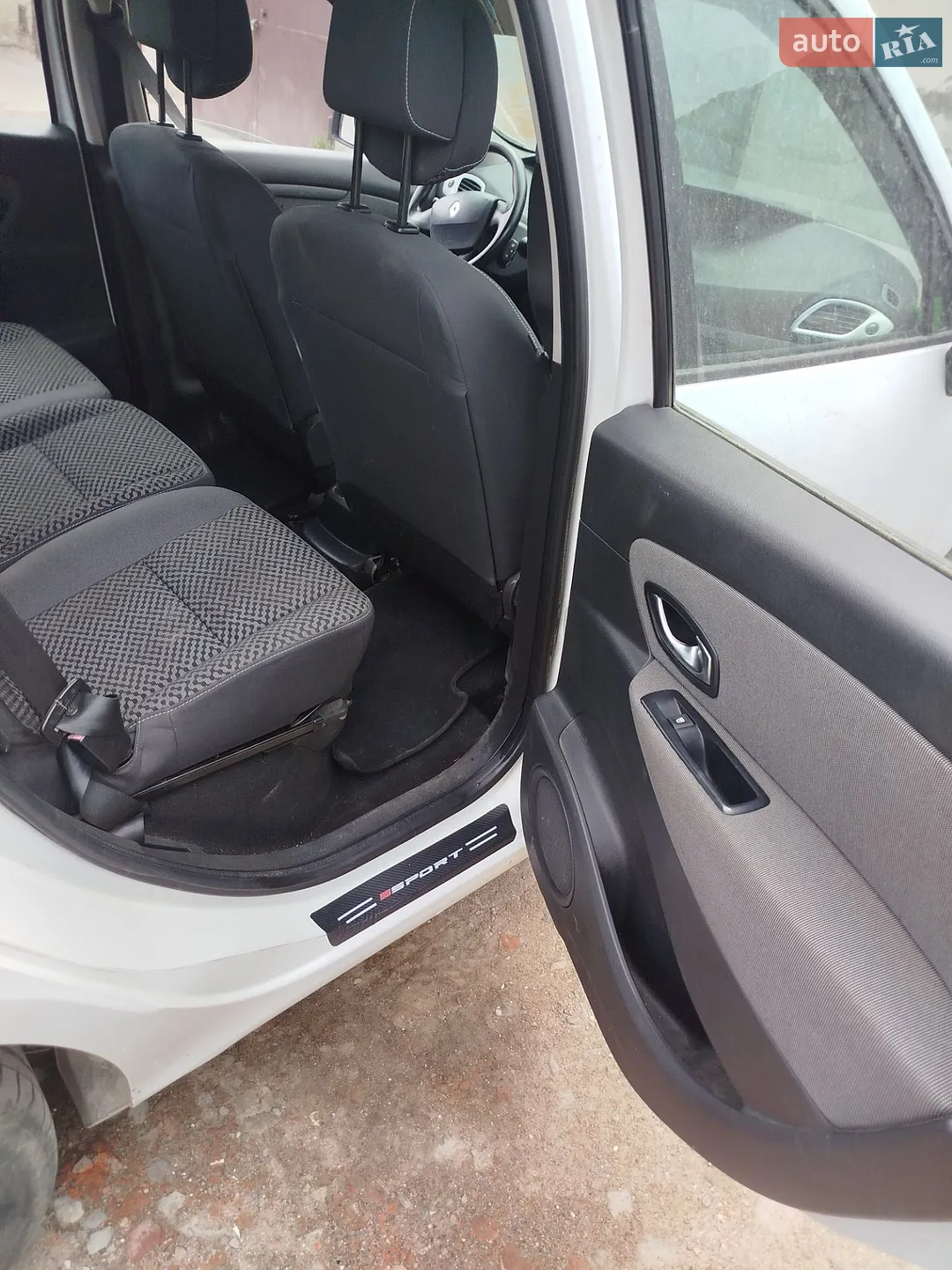2011 Renault Scenic - мініатюра 18