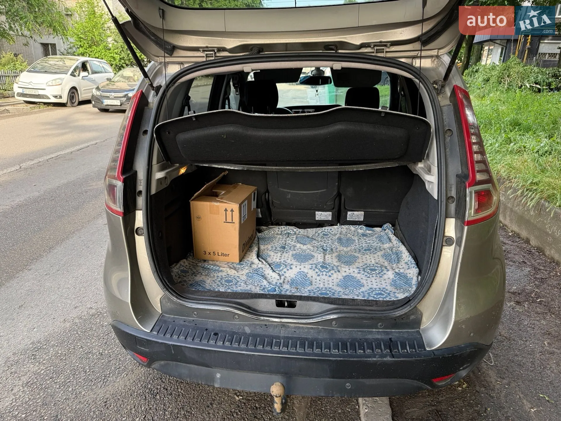 2010 Renault Scenic - мініатюра 8