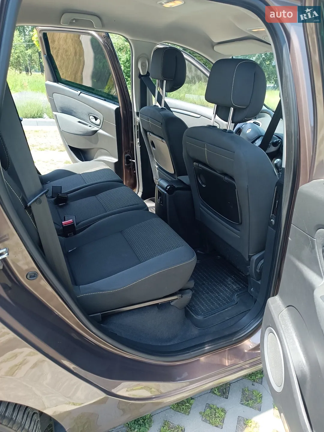 2010 Renault Scenic - мініатюра 23