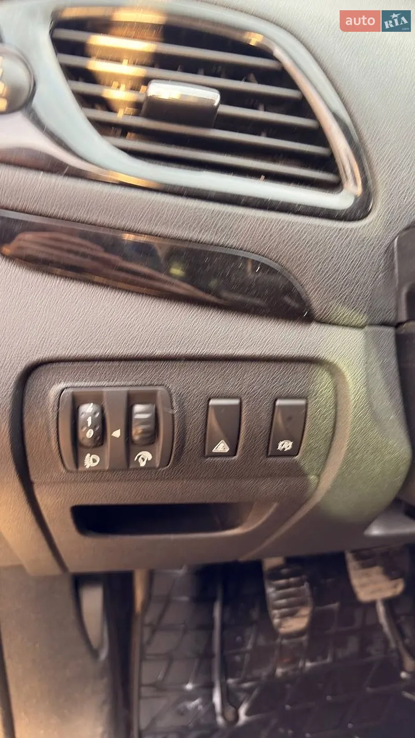 2013 Renault Scenic - мініатюра 16
