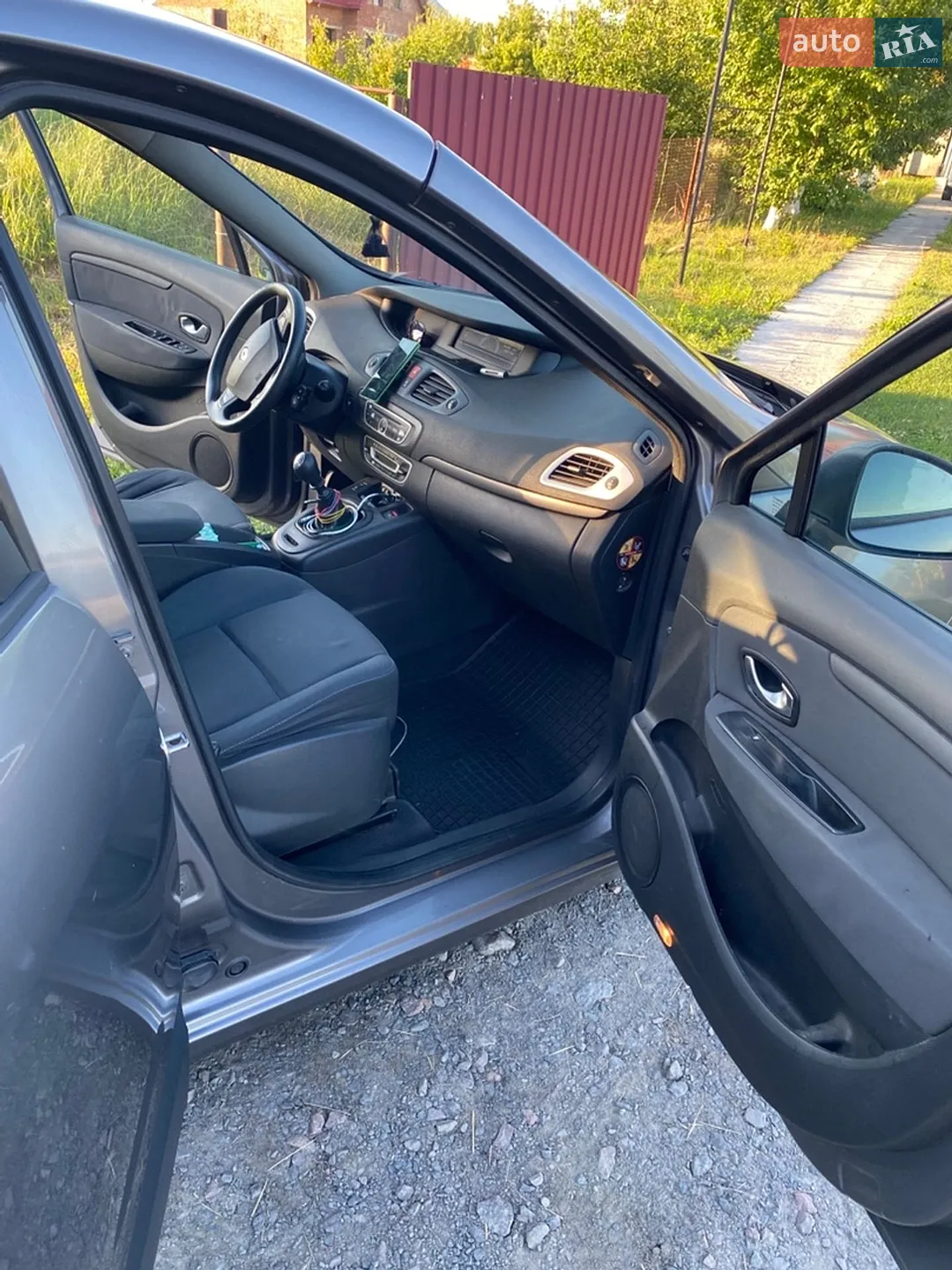2010 Renault Scenic - мініатюра 4