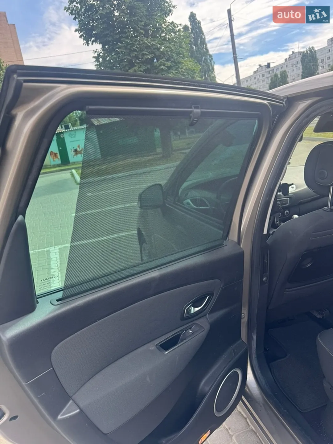 2010 Renault Scenic - мініатюра 19