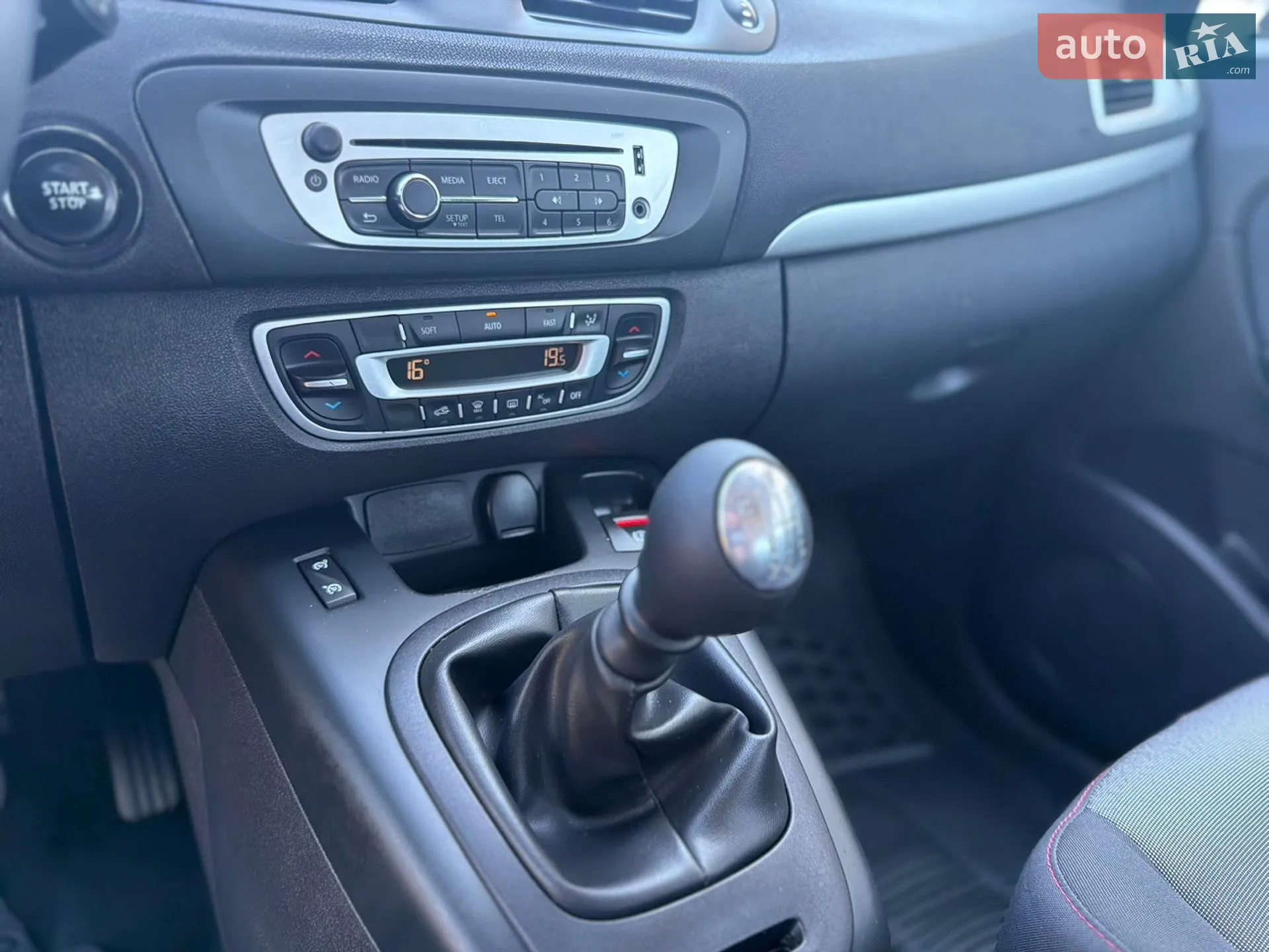 2014 Renault Scenic - мініатюра 30
