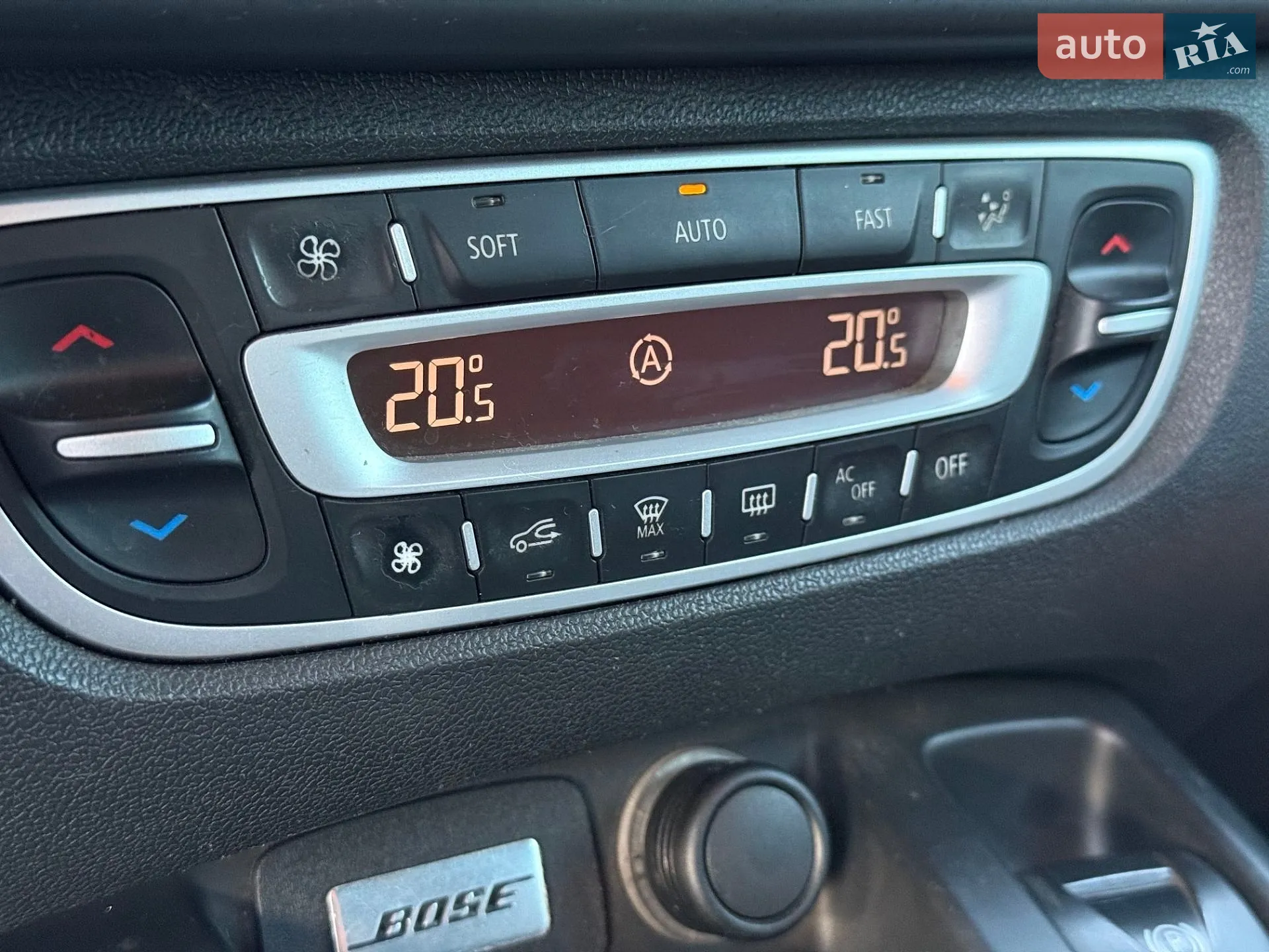 2012 Renault Scenic - мініатюра 9