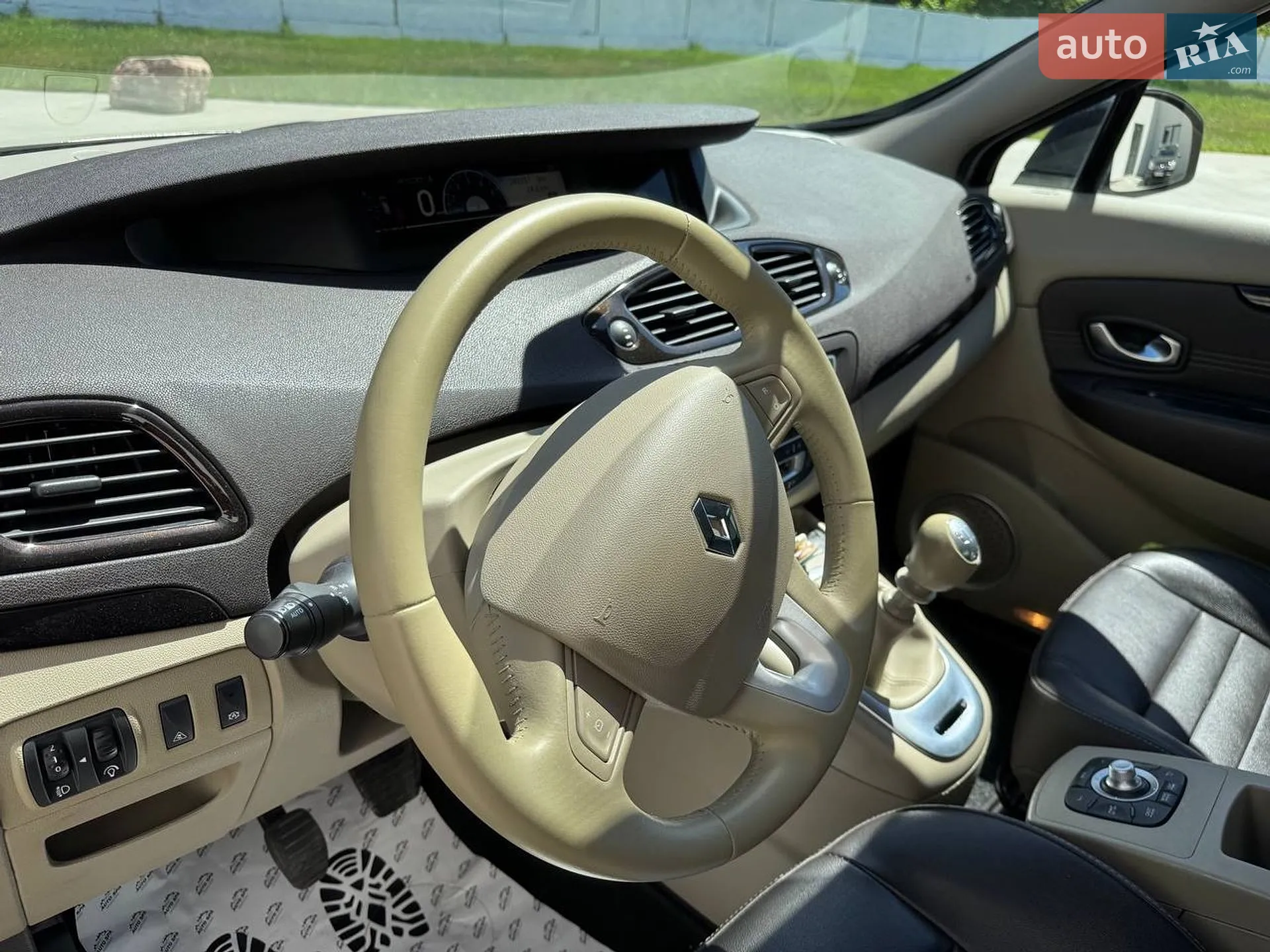 2011 Renault Scenic - мініатюра 20