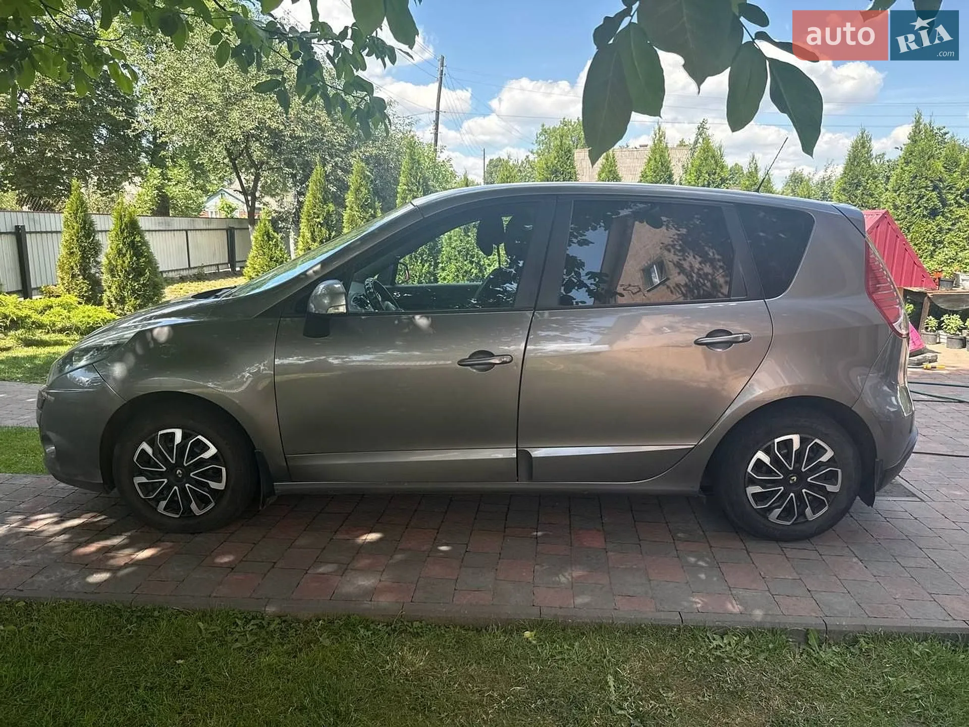 Renault Scenic 2011 VIN VF1JZ420644847661 фото оголошення 5 з 15