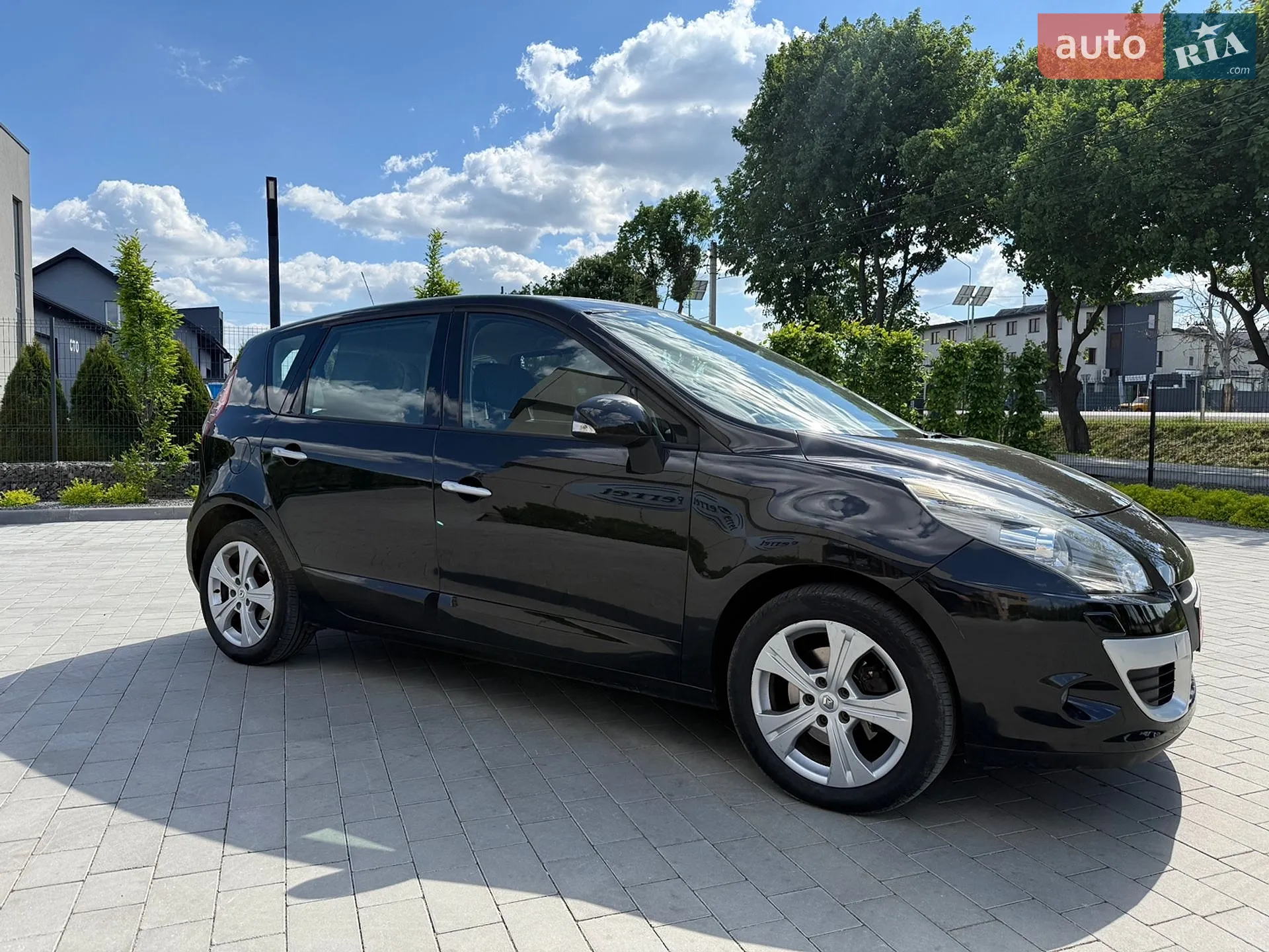 2010 Renault Scenic - мініатюра 6