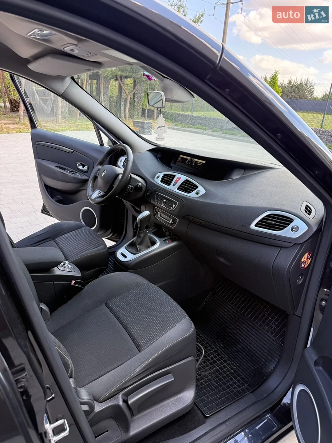 2010 Renault Scenic - мініатюра 24