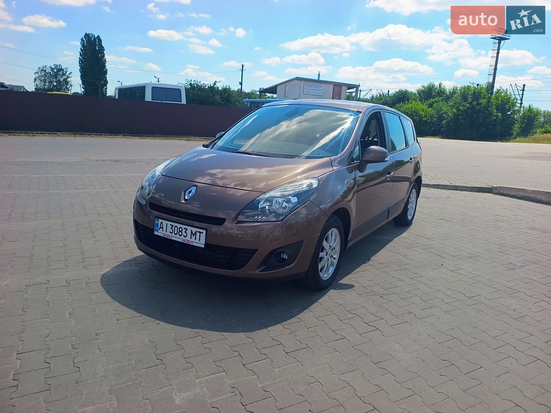 2011 Renault Scenic - мініатюра 2