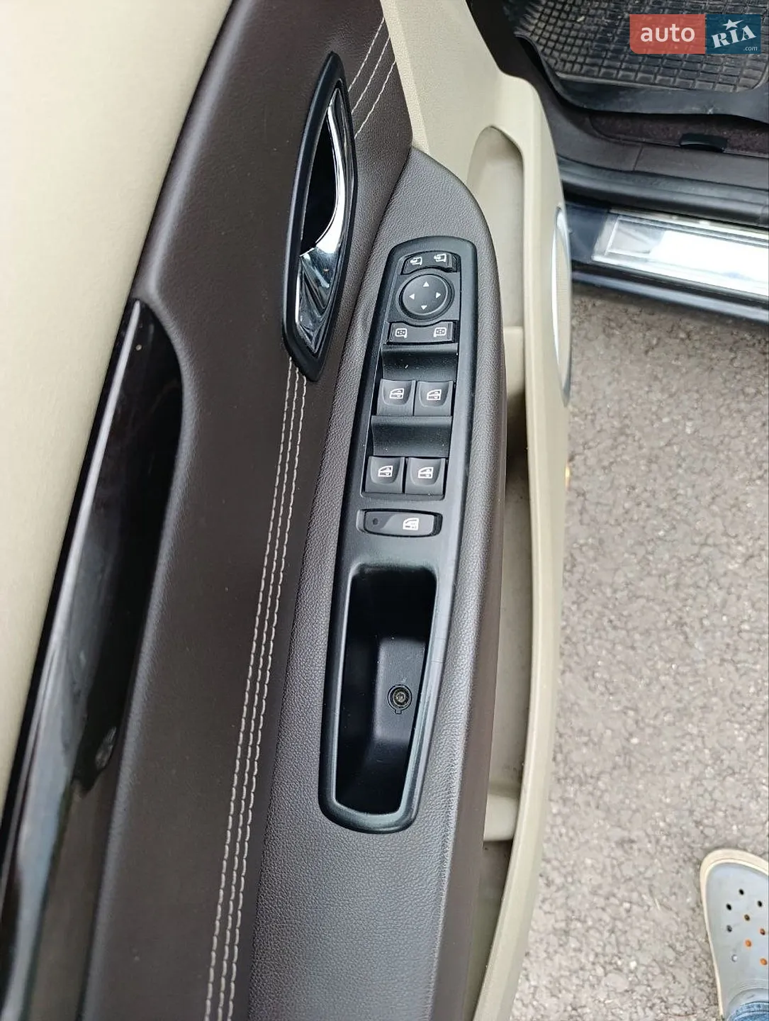 2011 Renault Scenic - мініатюра 24