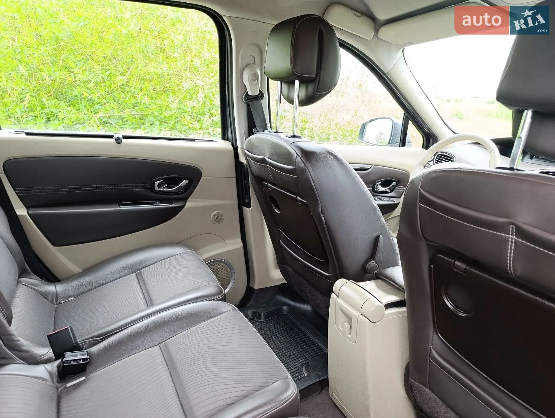 2011 Renault Scenic - мініатюра 36