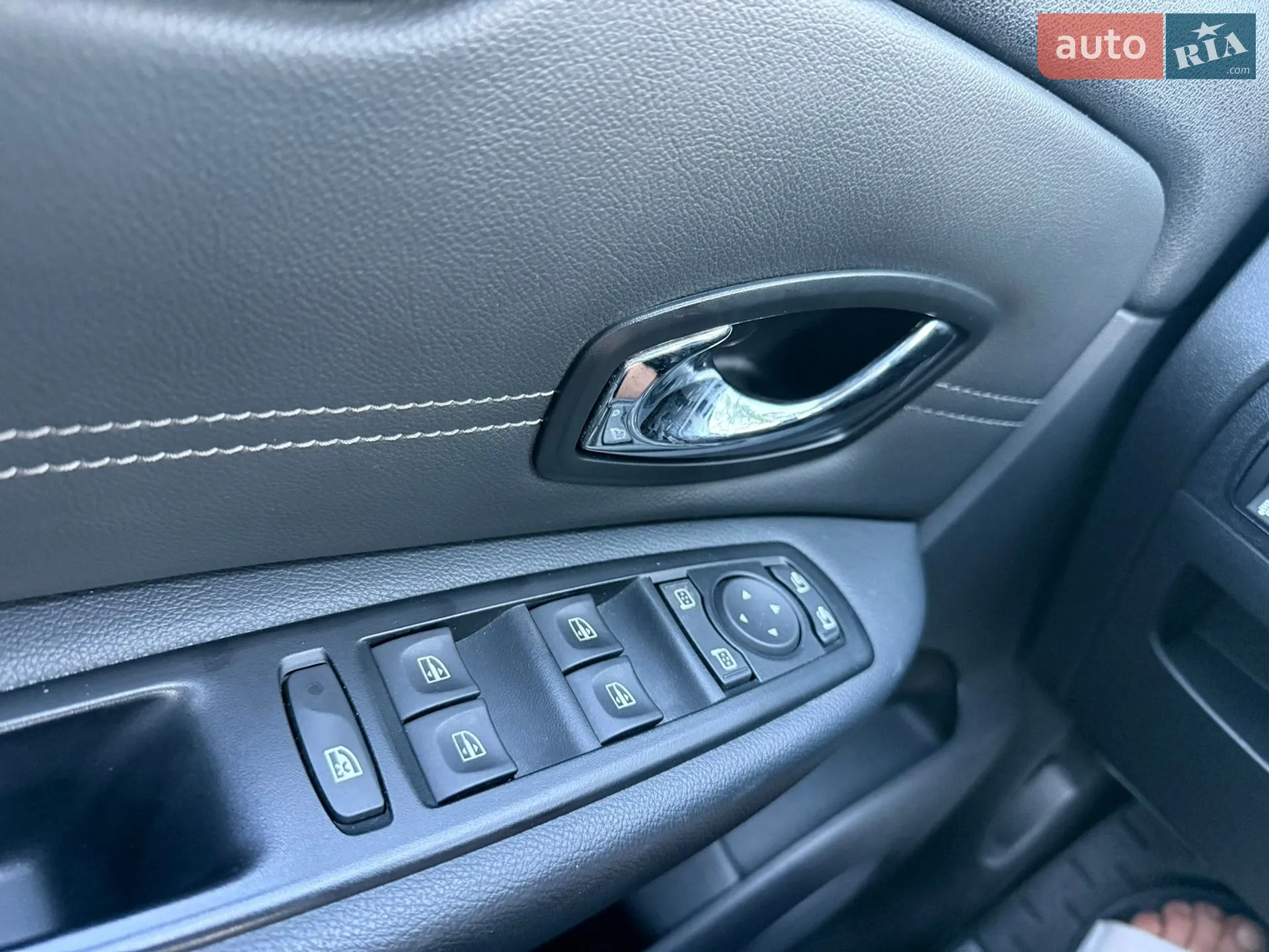 2015 Renault Scenic - мініатюра 23