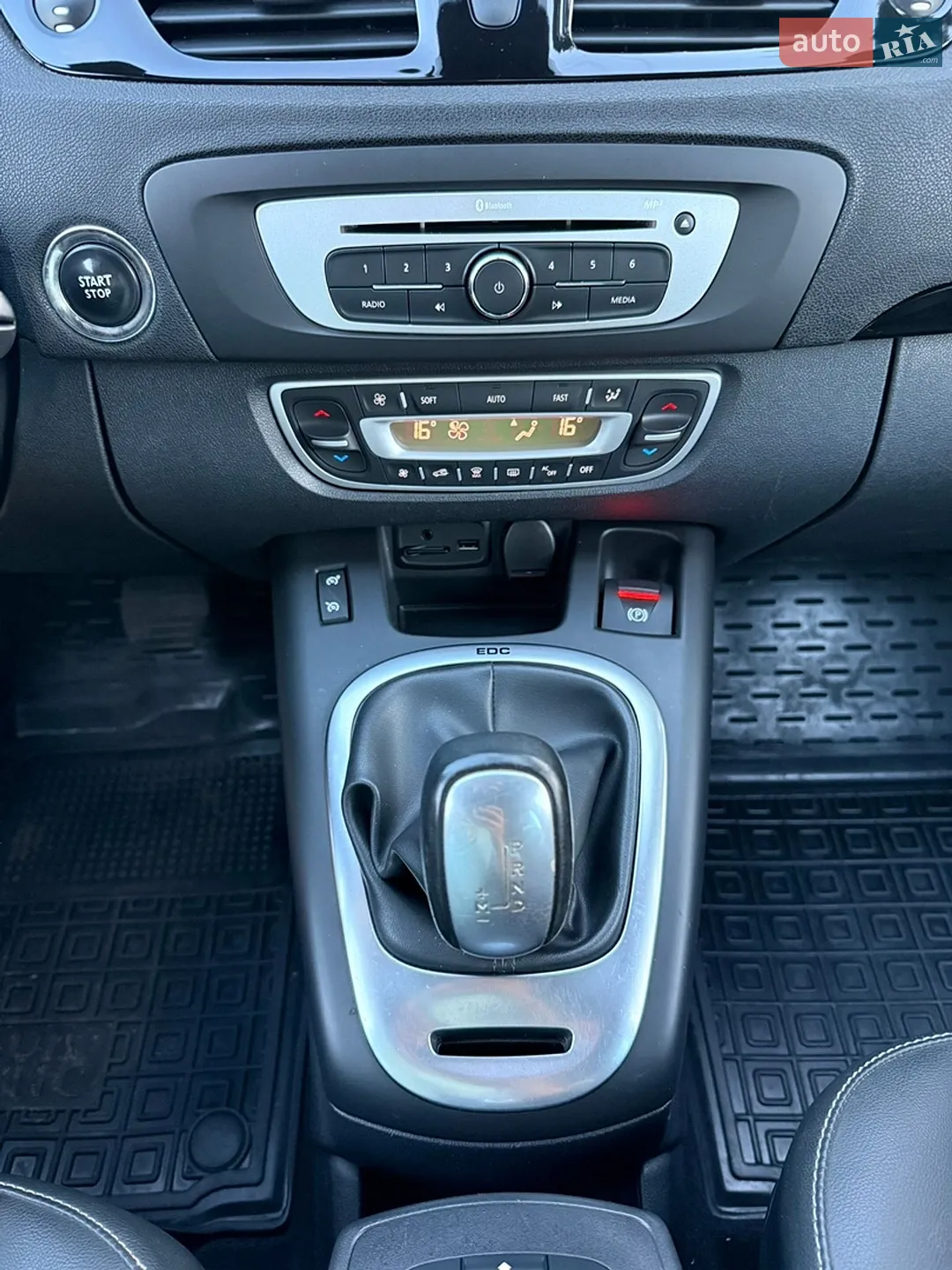 2015 Renault Scenic - мініатюра 31