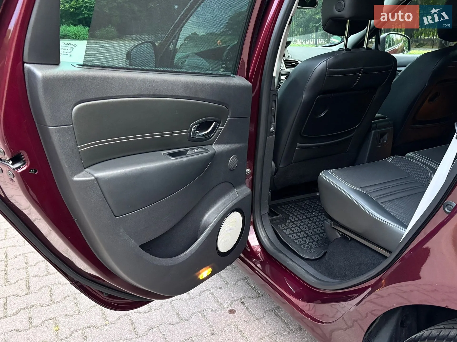 2016 Renault Scenic - мініатюра 26