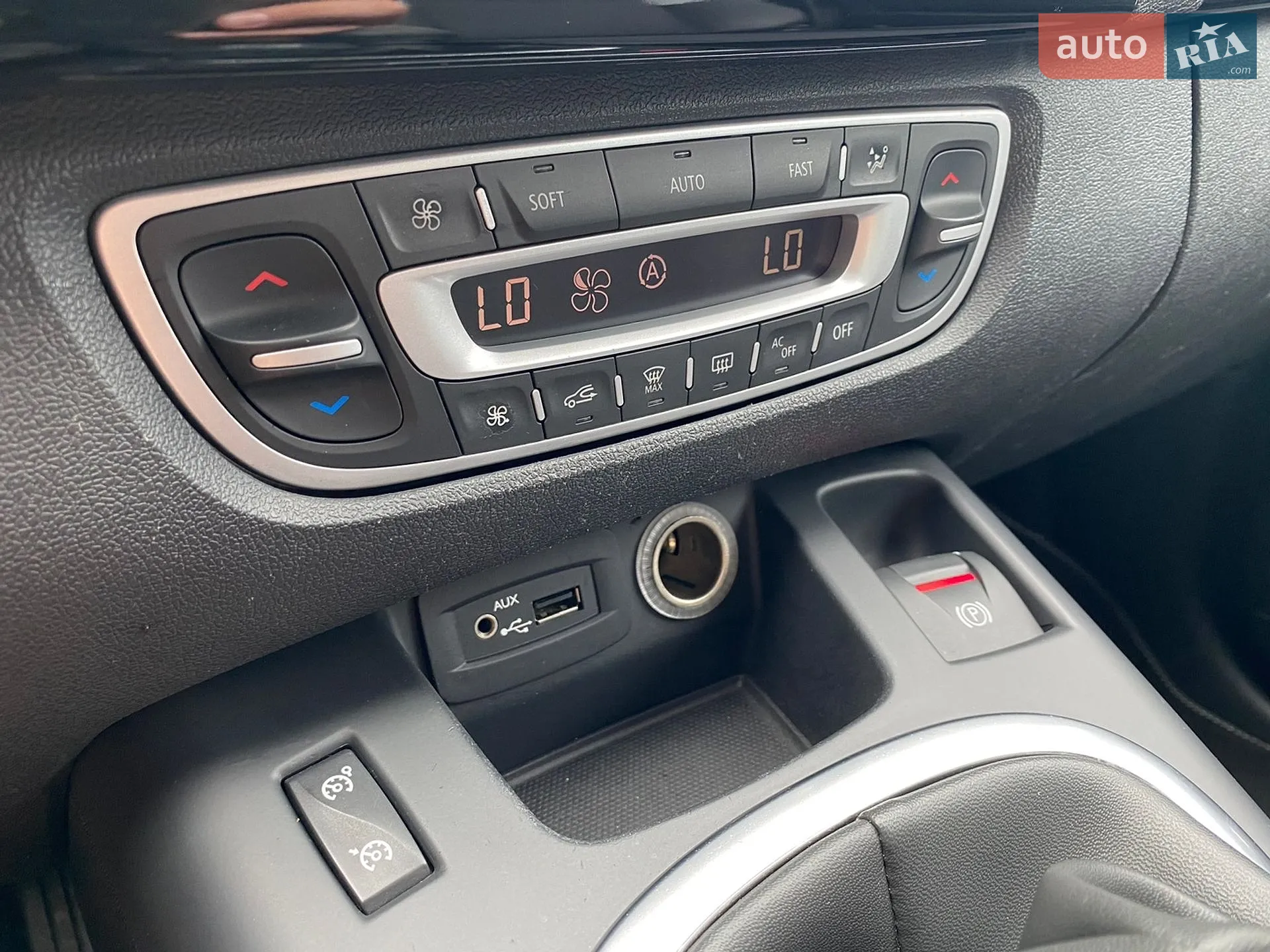 2012 Renault Scenic - мініатюра 23