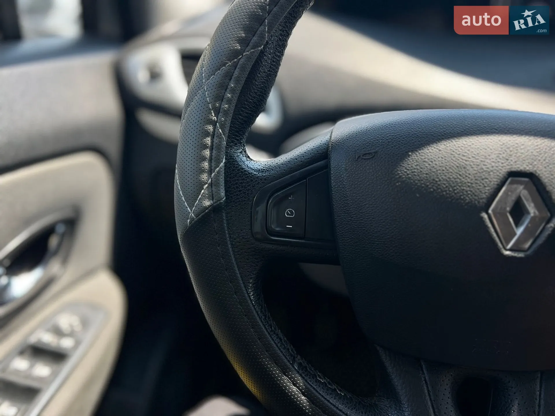 2012 Renault Scenic - мініатюра 13