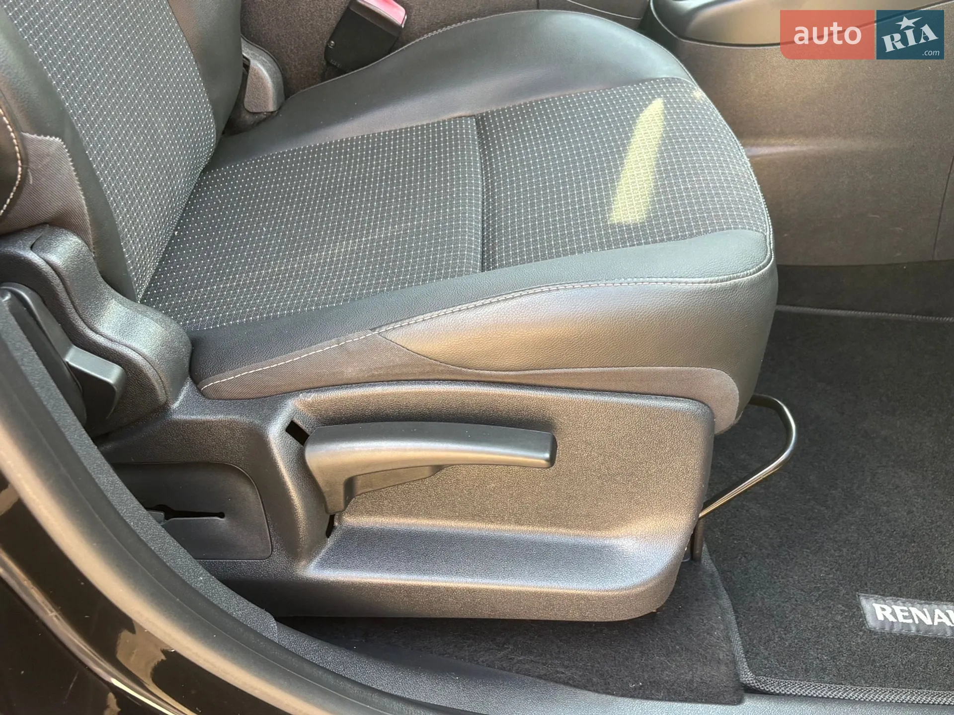 2013 Renault Scenic - мініатюра 57