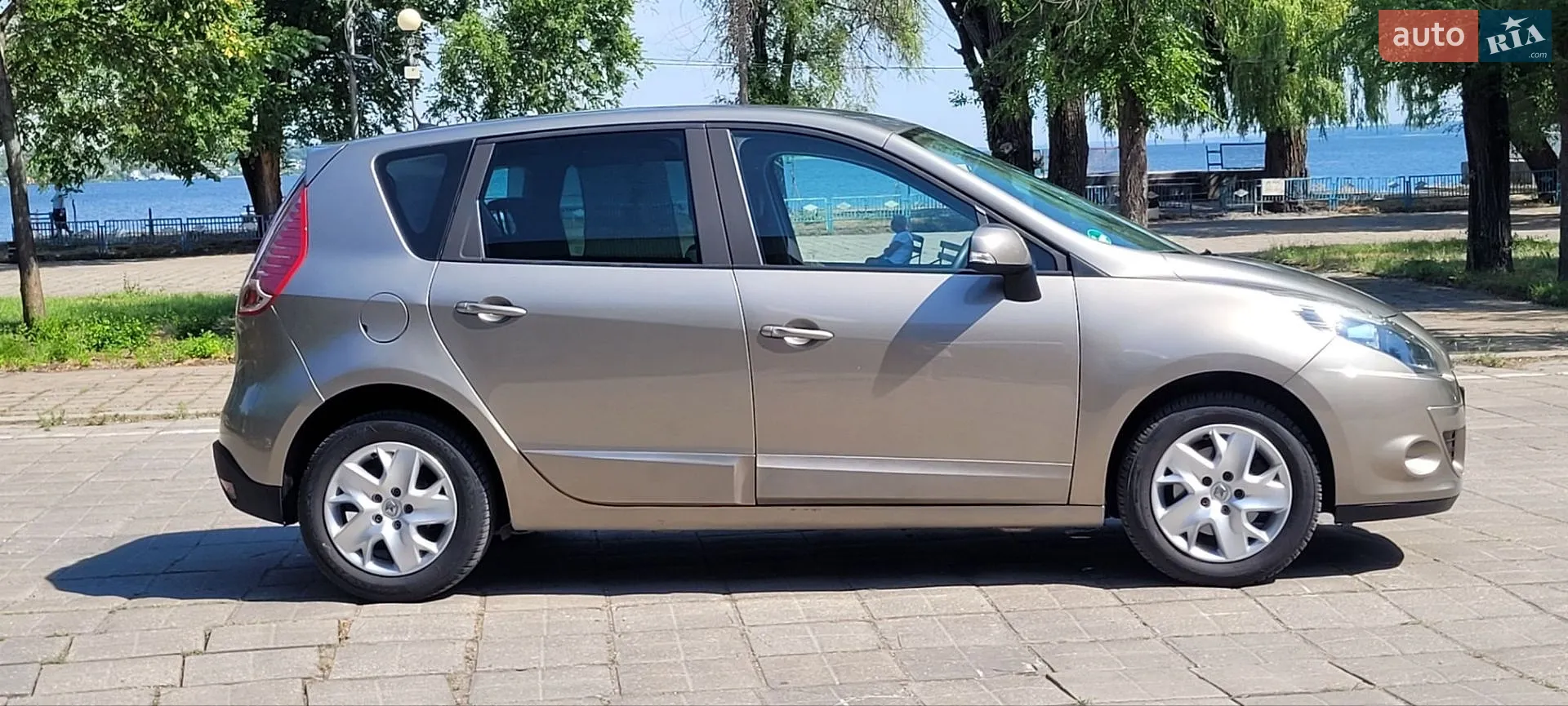 2011 Renault Scenic - мініатюра 8