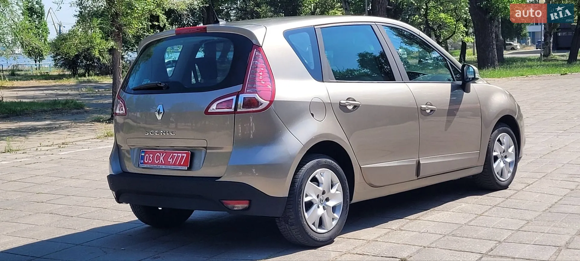2011 Renault Scenic - мініатюра 11
