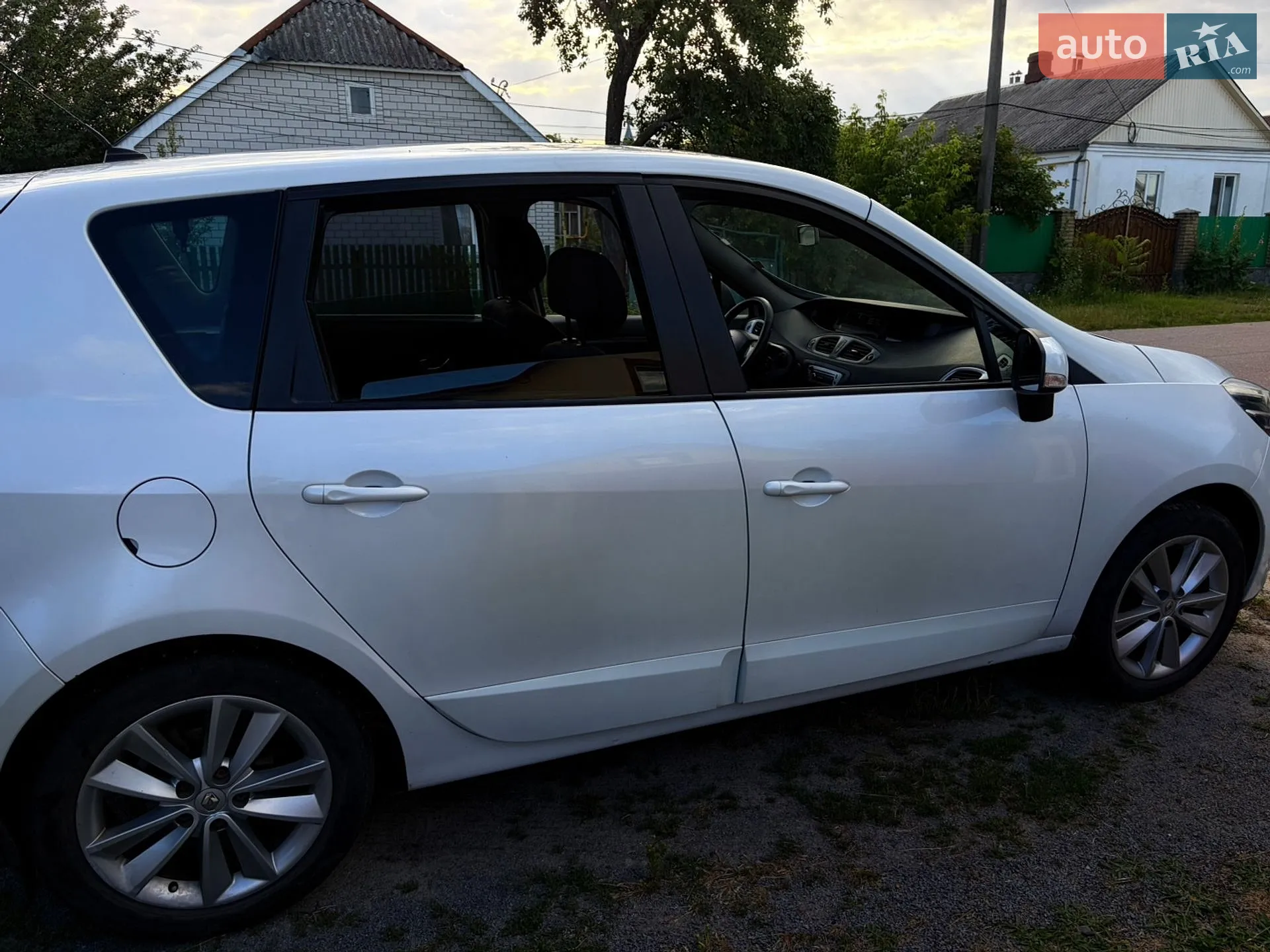 2012 Renault Scenic - мініатюра 3