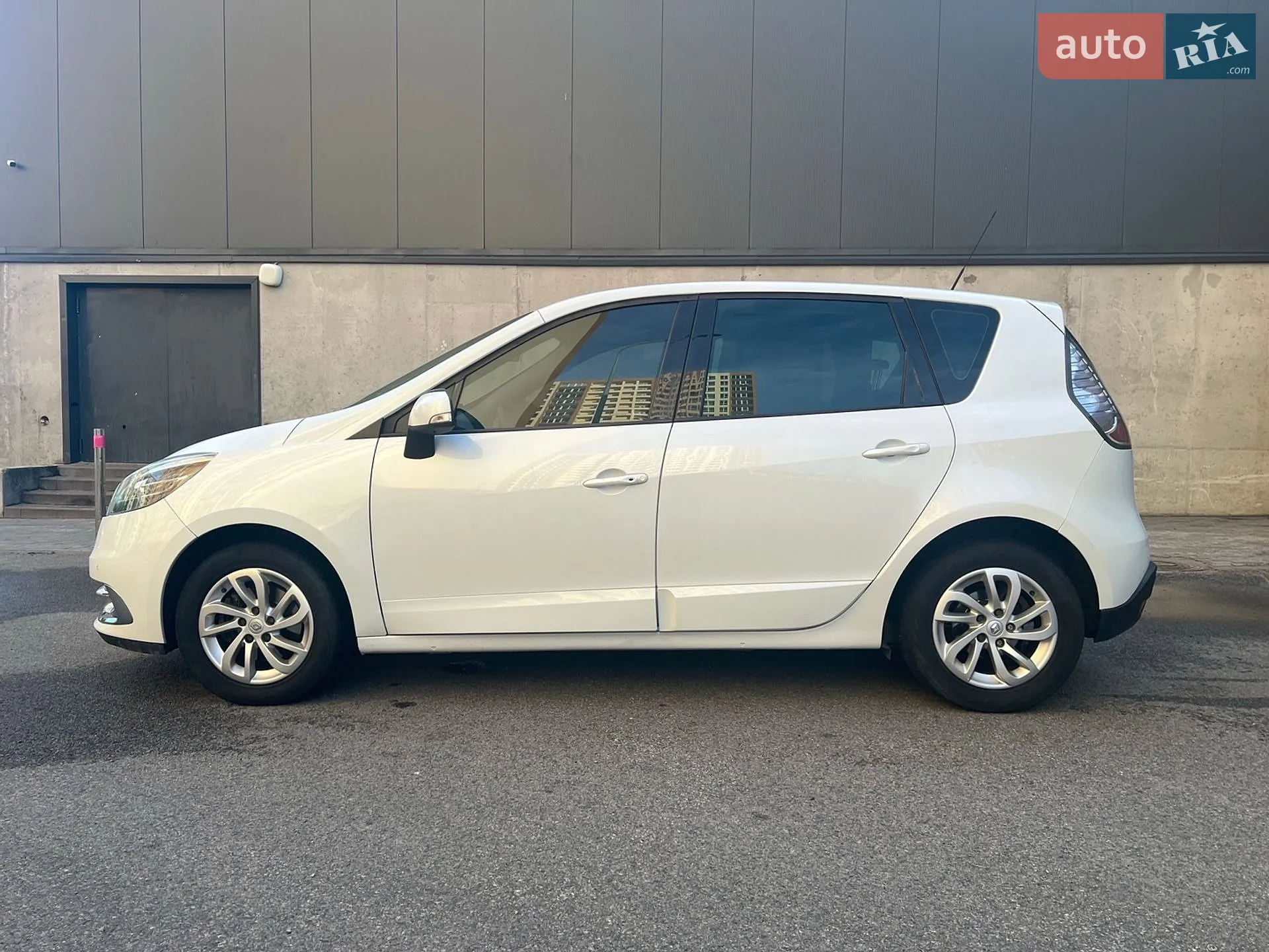 2012 Renault Scenic - мініатюра 15