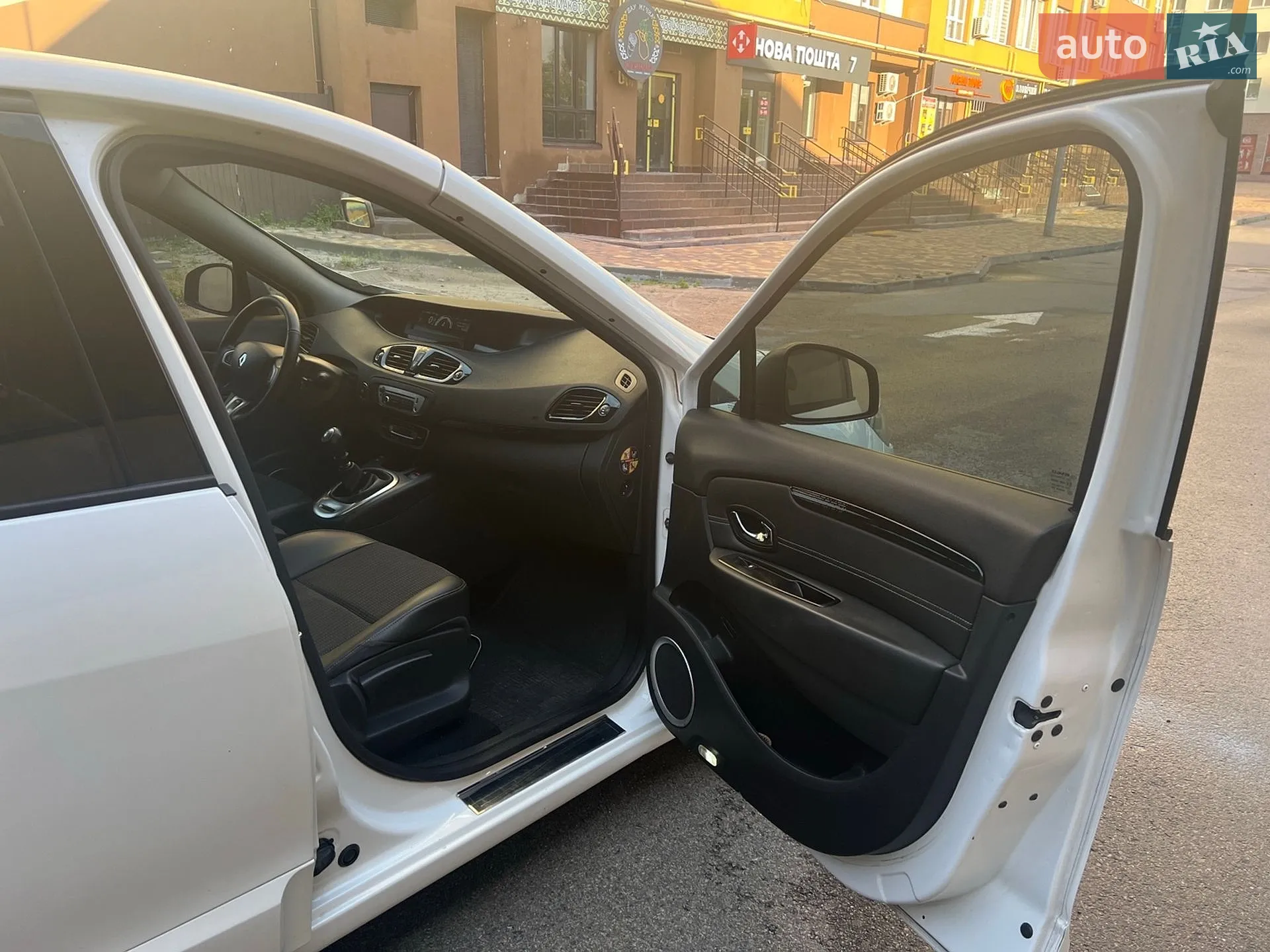 2012 Renault Scenic - мініатюра 26
