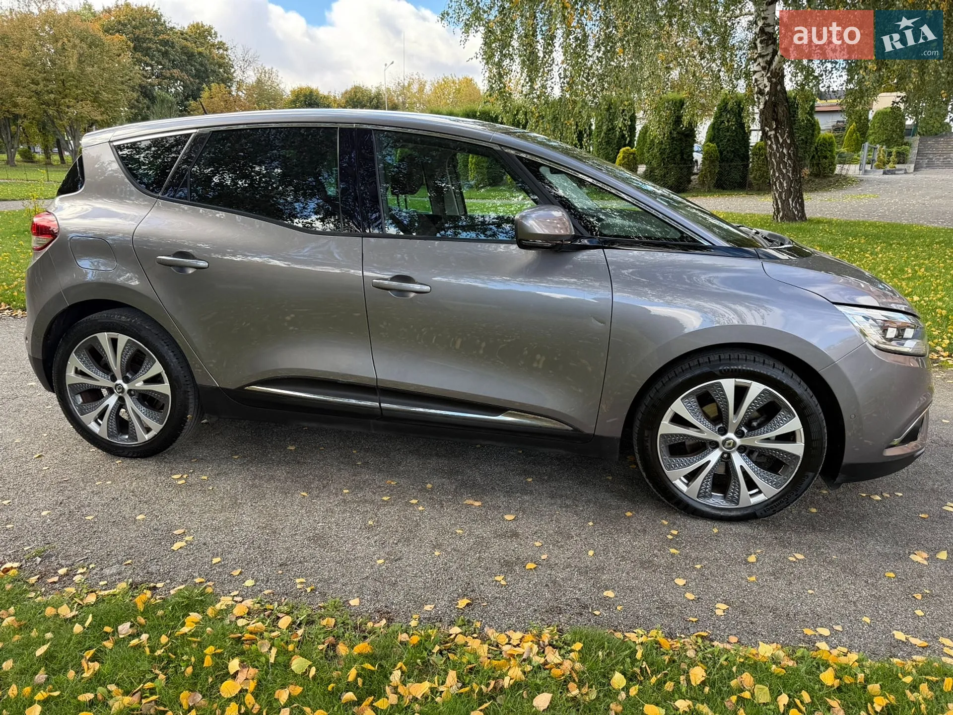 2017 Renault Scenic - мініатюра 10