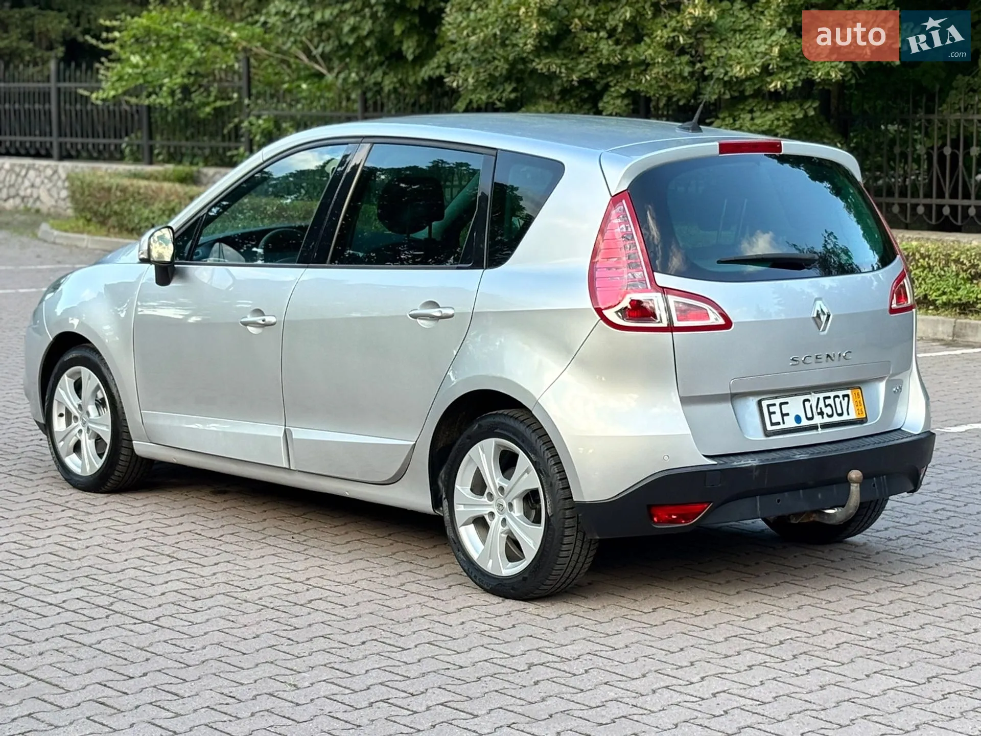 2010 Renault Scenic - мініатюра 7