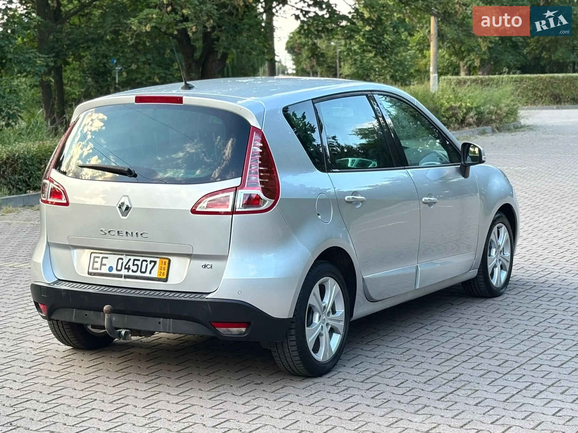 2010 Renault Scenic - мініатюра 10