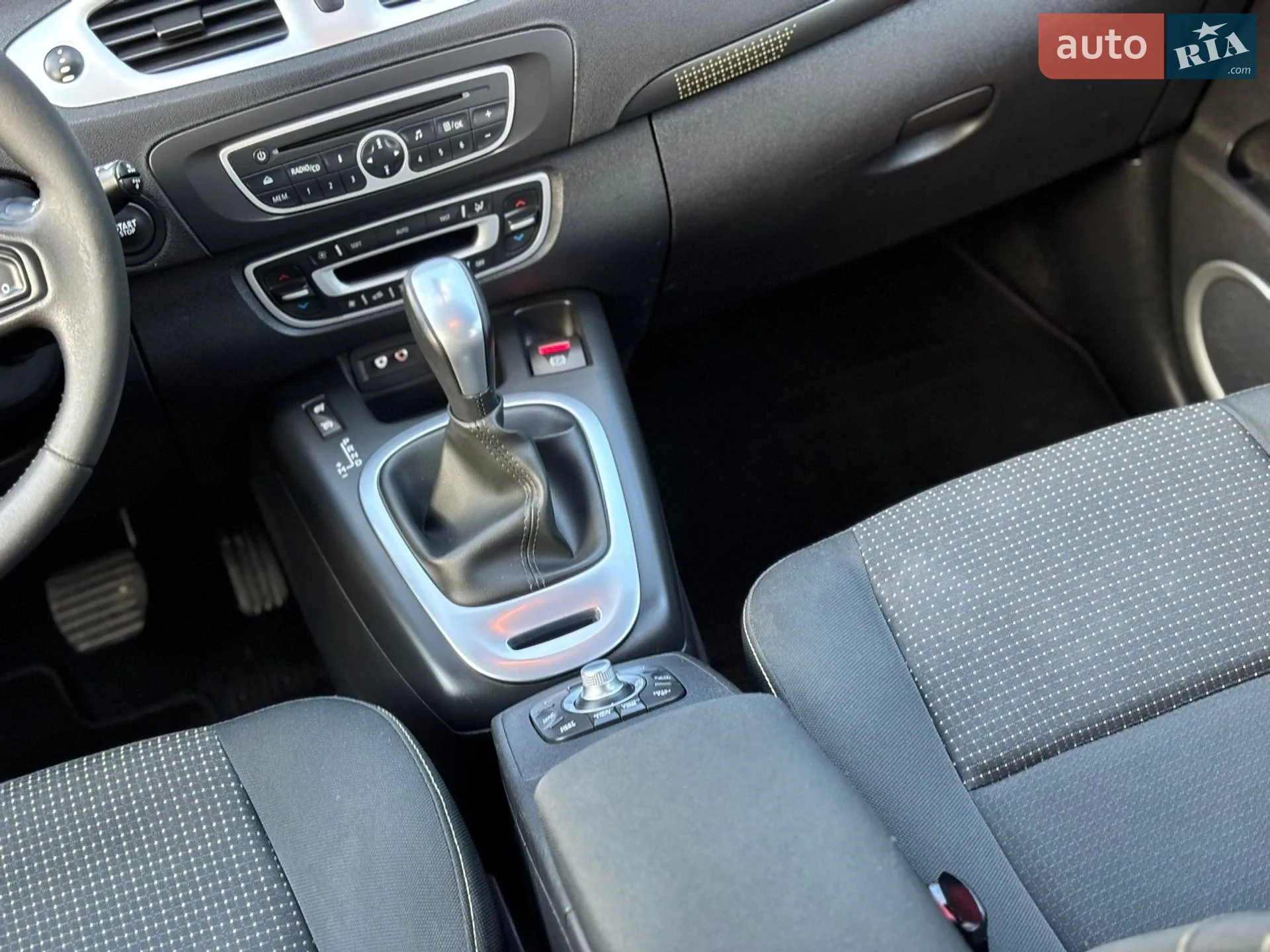2010 Renault Scenic - мініатюра 35