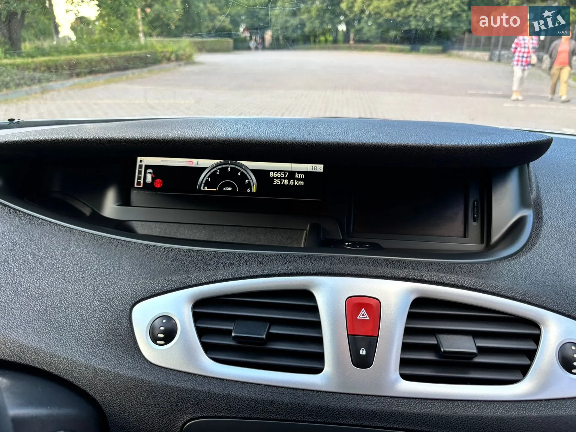 2010 Renault Scenic - мініатюра 42